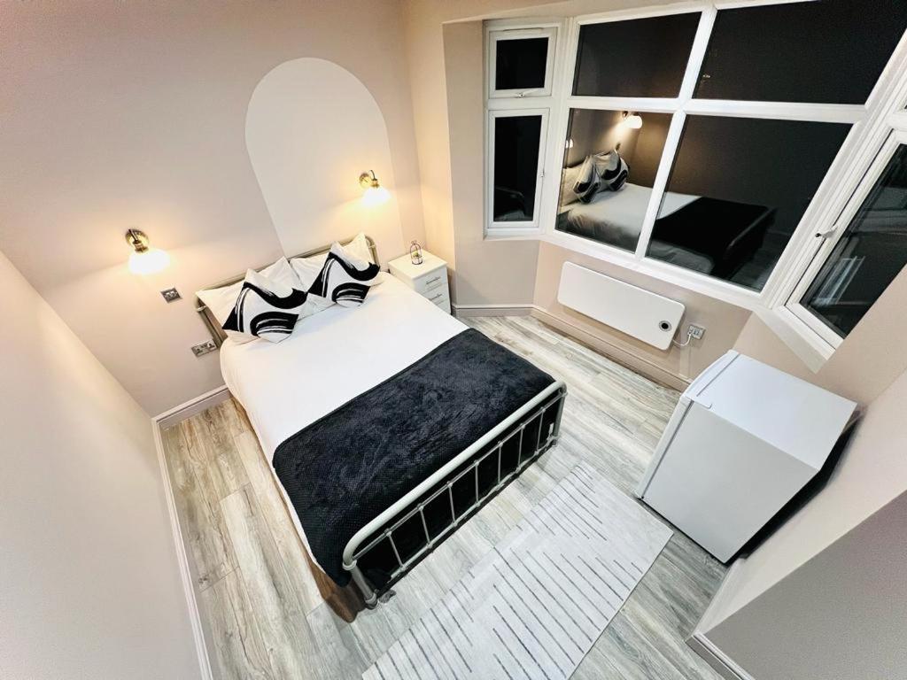London Crescent House Top Location Ensuites Rooms Great Value エクステリア 写真